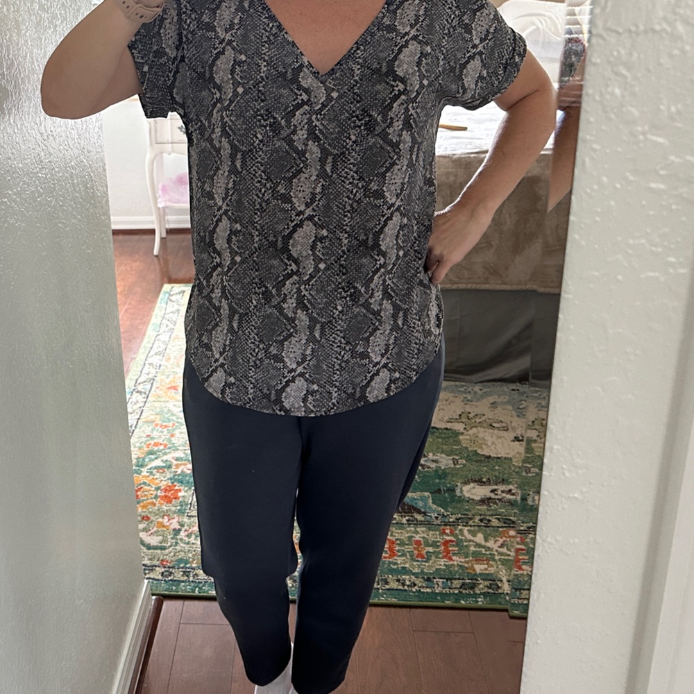 Pink Rose Black top